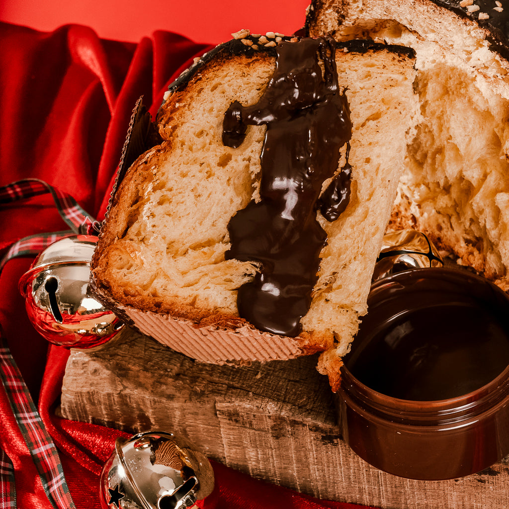 Panettone artigianale al cioccolato - Con crema tre monti al cioccolato la-serenissima-sm