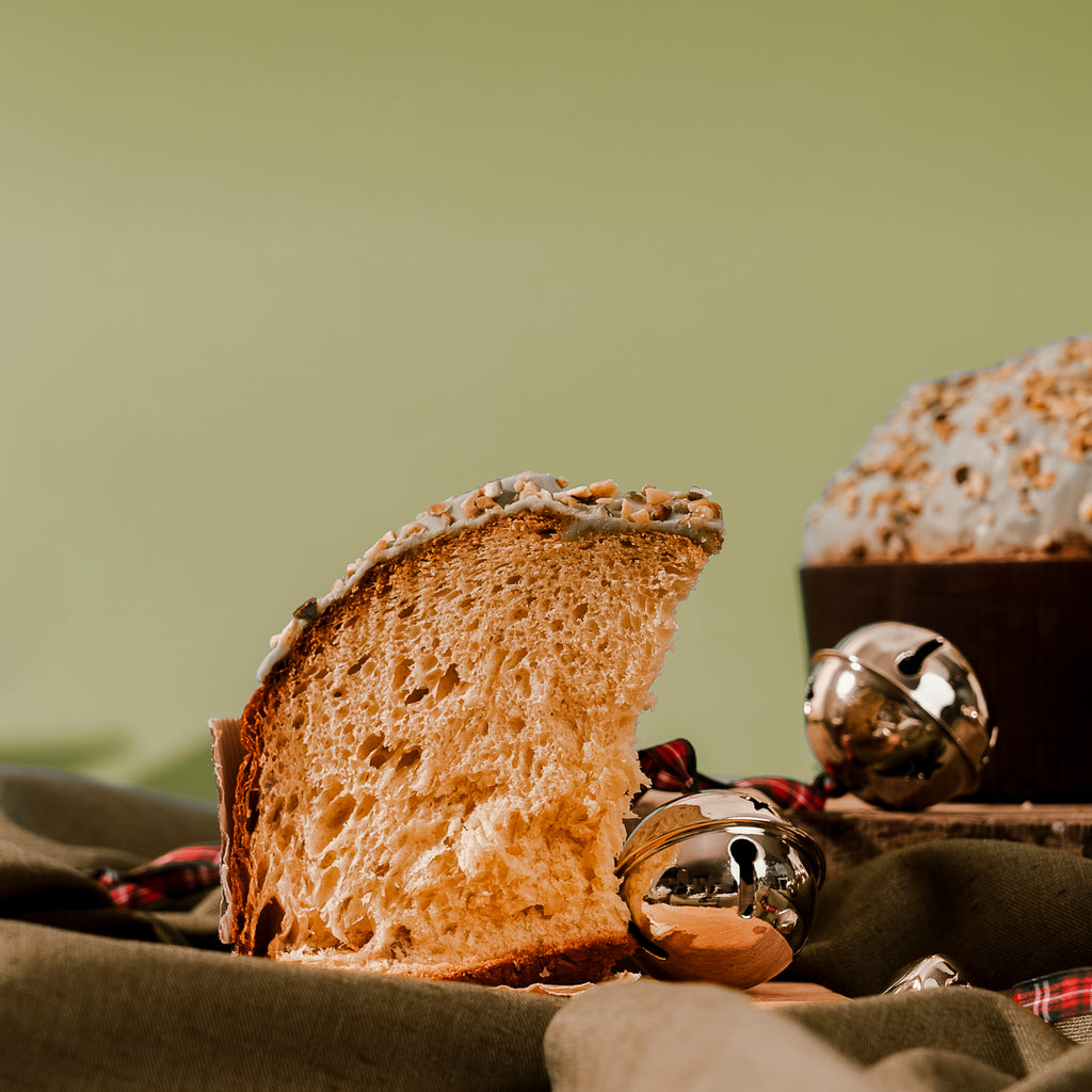 Panettone artigianale al pistacchio - Con crema tre monti al pistacchio la-serenissima-sm